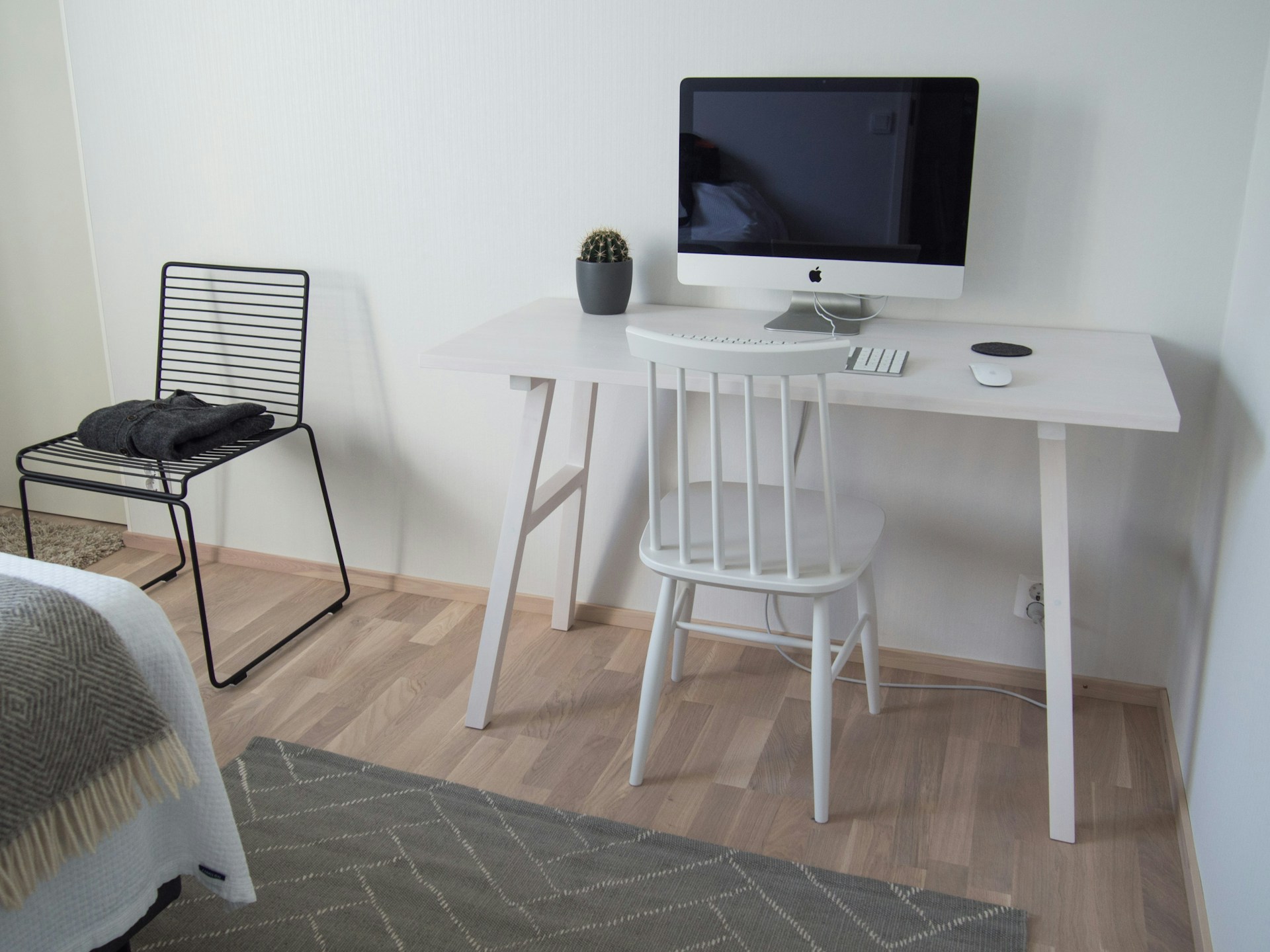 Custom Furniture Design: Crafting Pieces That Reflect Your Unique Style